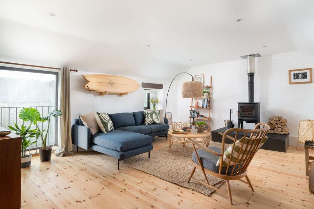 Porthcurno Barns, The Cart Lodge - Cosy Cottage, Walk To Porthcurno Beach, Pedn Vouder & Minack Theatre Penzance Extérieur photo
