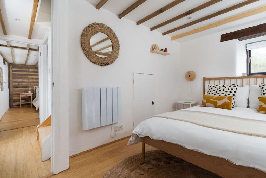 Porthcurno Barns, The Cart Lodge - Cosy Cottage, Walk To Porthcurno Beach, Pedn Vouder & Minack Theatre Penzance Extérieur photo