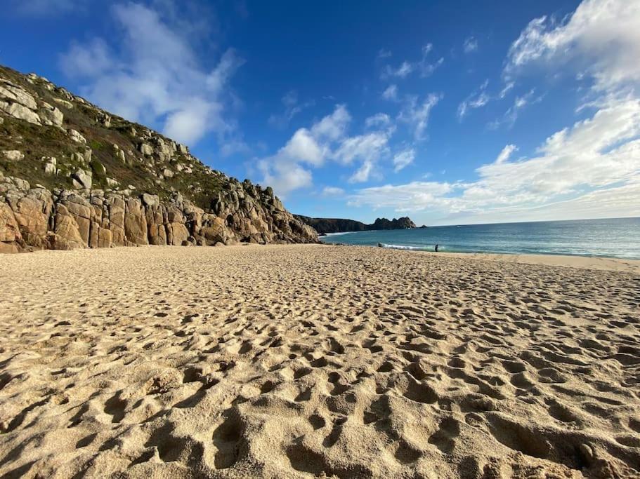 Porthcurno Barns, The Cart Lodge - Cosy Cottage, Walk To Porthcurno Beach, Pedn Vouder & Minack Theatre Penzance Extérieur photo